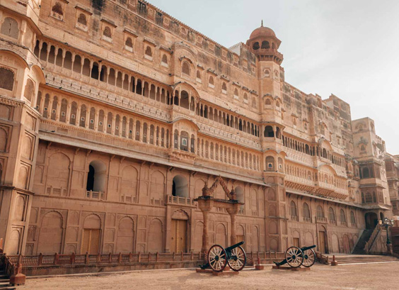 Pushkar to Bikaner Taxi