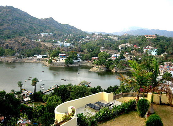 Pushkar to Mount Abu Taxi