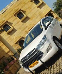 Pushkar to Bhopal Taxi