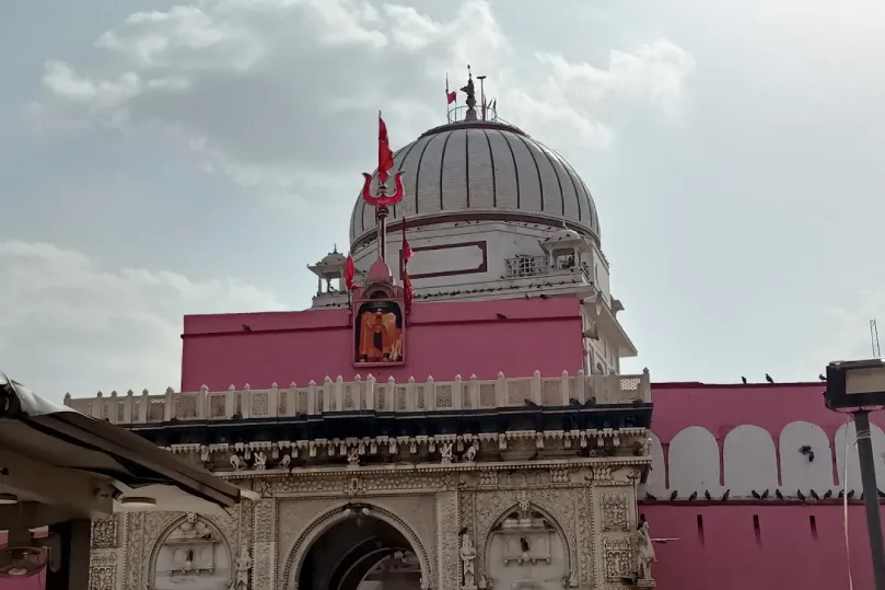 Pushkar to Deshnok Distance